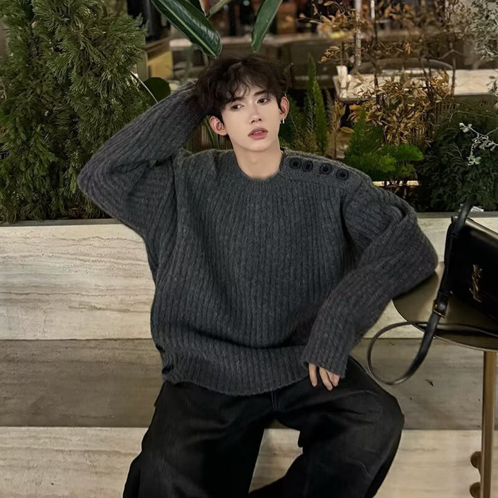 Herren Grobgestrickter Oversize-Pullover mit Rundhalsausschnitt und Schulterknopfleiste Drune