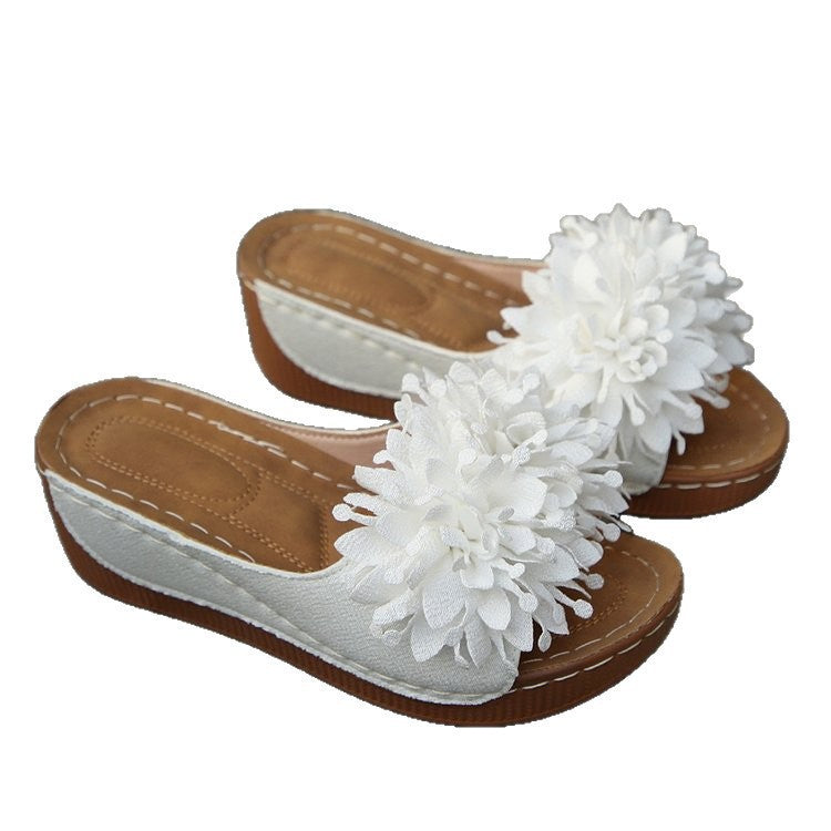 Damen Komfortable Sandalen mit floralen Applikationen Drune