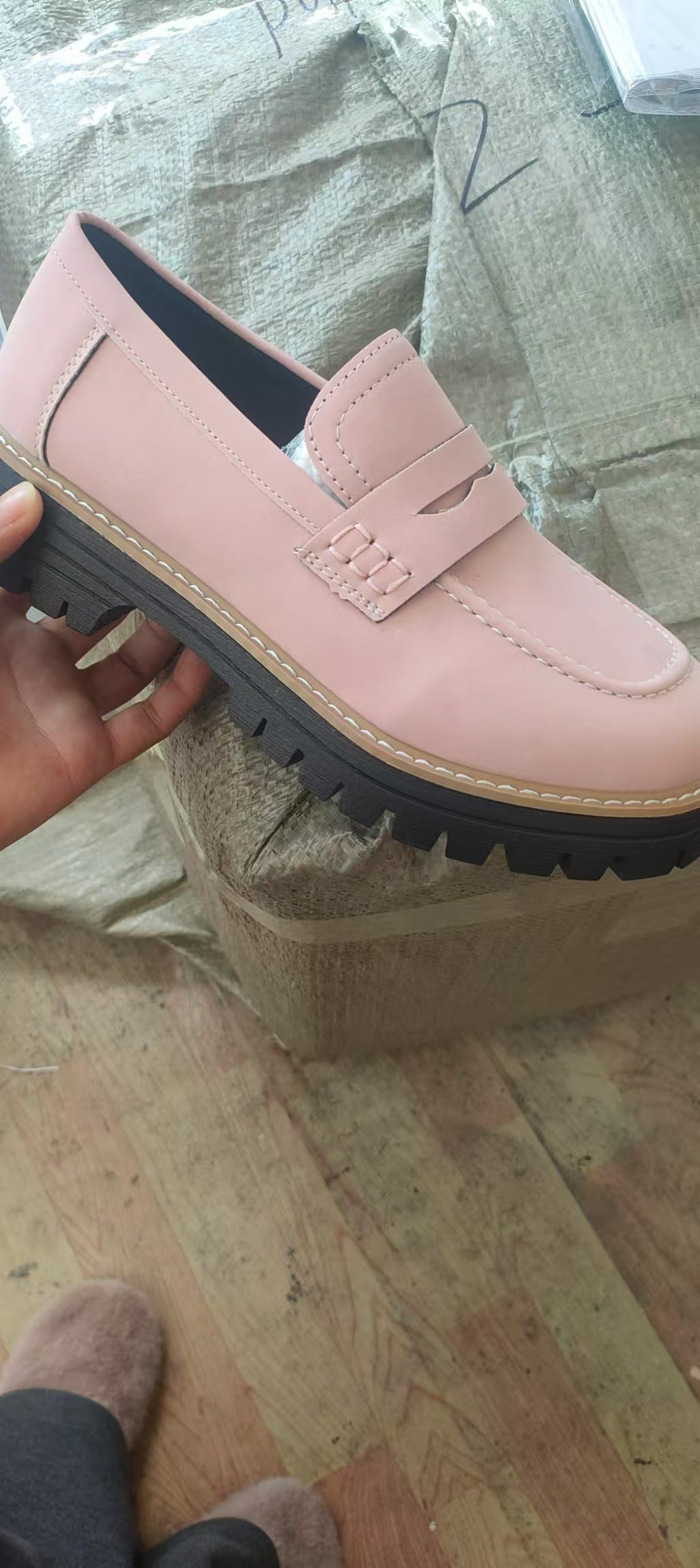 Herren nan robuste Penny-Loafer mit markanter Profilsohle, handwerklicher Ziernaht und gepolstertem Komfortfußbett Drune