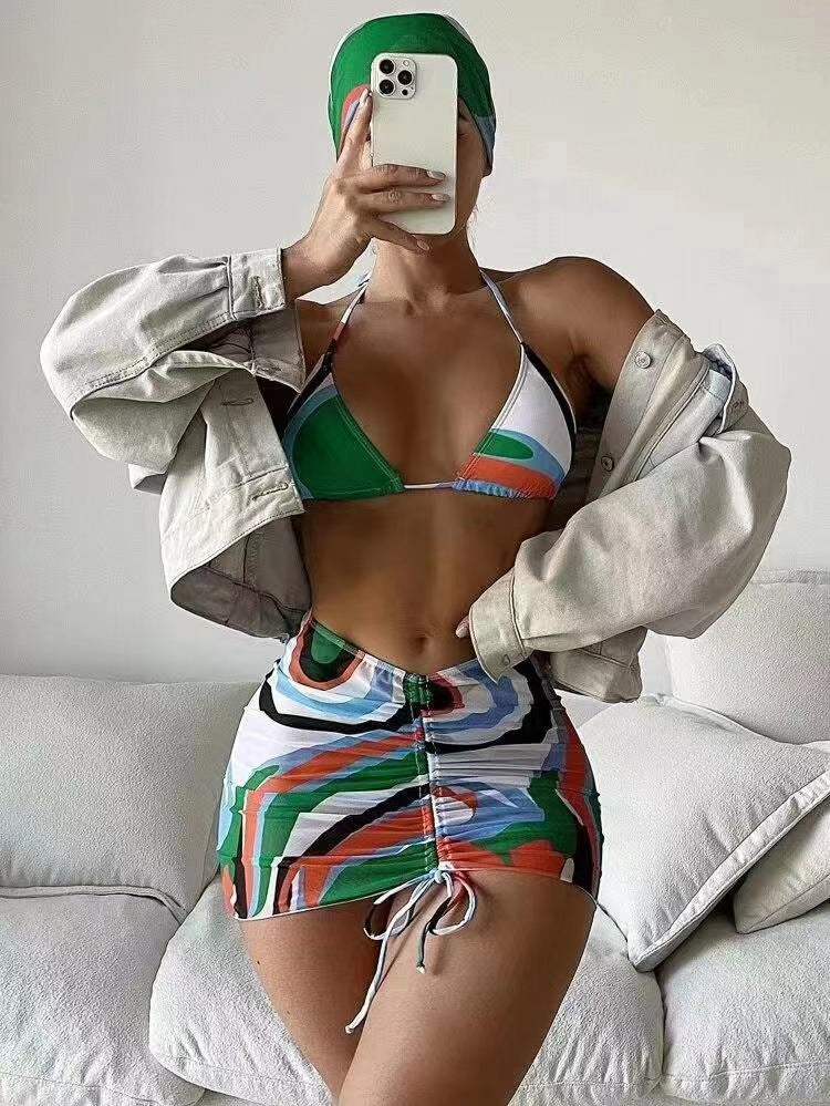 Damen Bikini-Set mit modischem Wickelrock und sportlichem Oberteil Drune