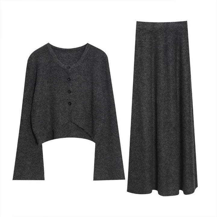 Damen lässiges Crop-Top mit feinen Knopfdetails und passendem Maxirock Drune