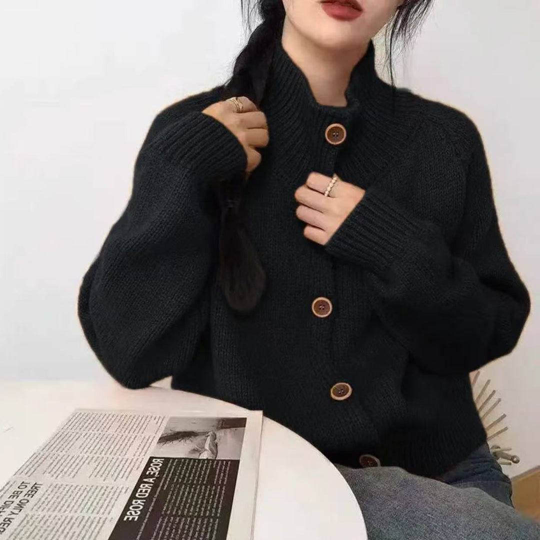 Damen Strickjacke mit Hohem Kragen und Knopfdetails Drune