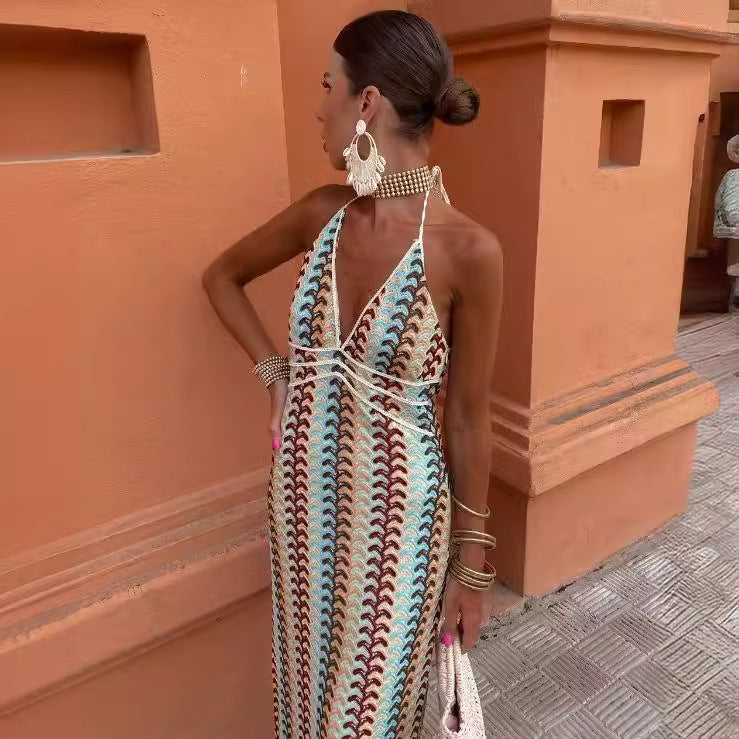 Damen Strickkleid mit tiefem V-Ausschnitt und raffiniertem Wellenmuster Drune