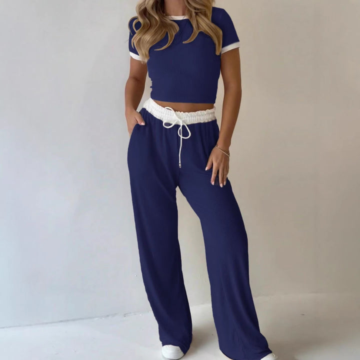 Damen lässiges zwei-teiliges Freizeit-Set mit cropped T-Shirt und weiten Hose Drune