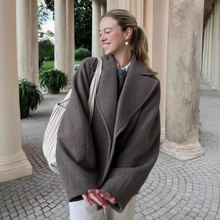 Damen nan kurzer taillierter Wollmix-Mantel mit Reverskragen und verdeckter Knopfleiste Drune