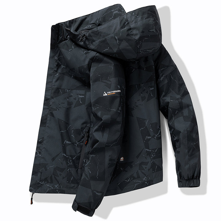 Herren Technische wasserdichte Kapuzenjacke mit grafischem Camouflage‑Print, Reißverschlusstaschen und verstellbarem Saum Drune