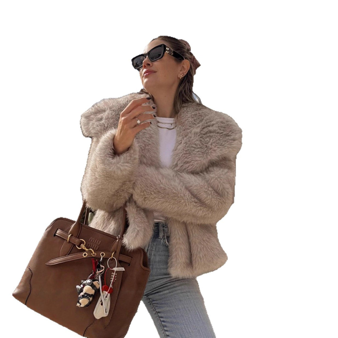 Damen Pelzjacke mit weitem Schnitt und luxuriösem Kragen Drune