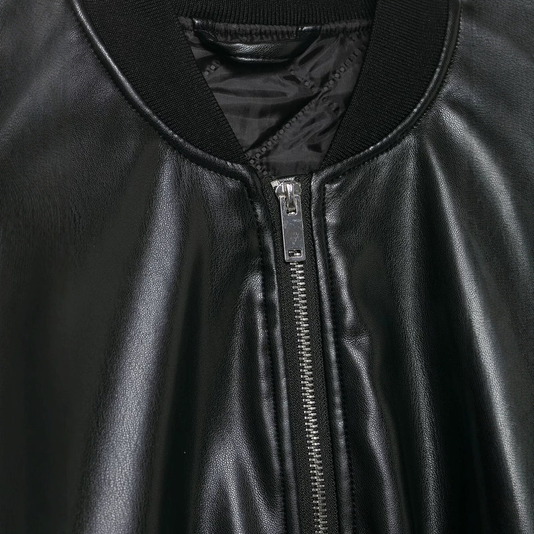 Damen Cropped Biker‑Bomberjacke aus Kunstleder mit Rippbündchen und aufgesetzten Pattentaschen Drune