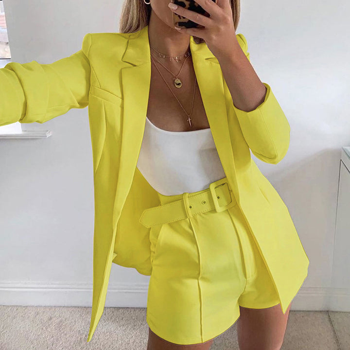Damen Zweiteiliges maßgeschneidertes Blazer‑Set mit hochtaillierten Shorts und Gürtel Drune