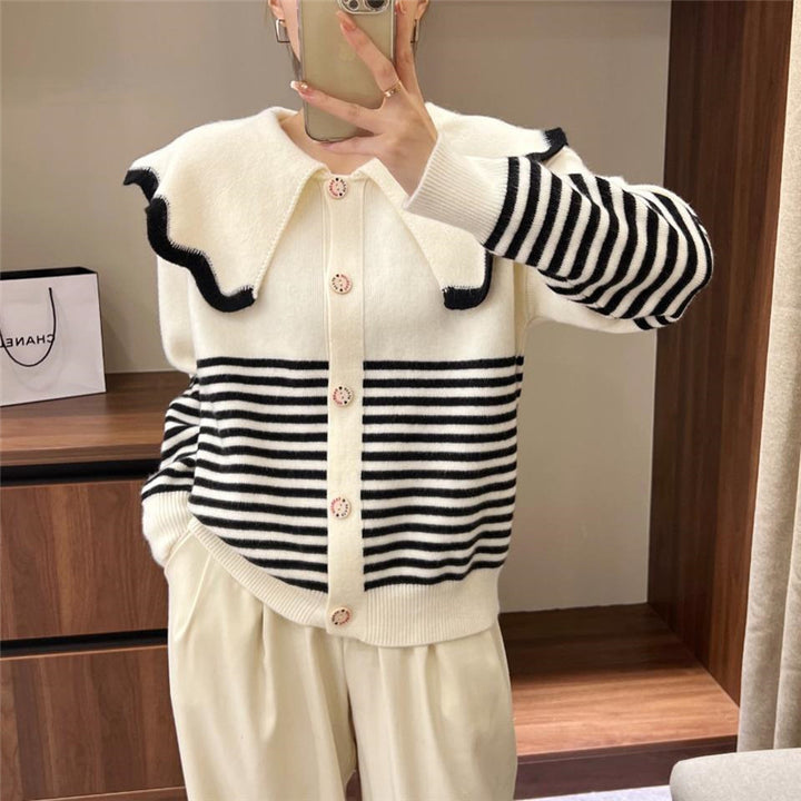Damen Strickjacke mit großem Rüschenkragen und kontrastierenden Streifen Drune