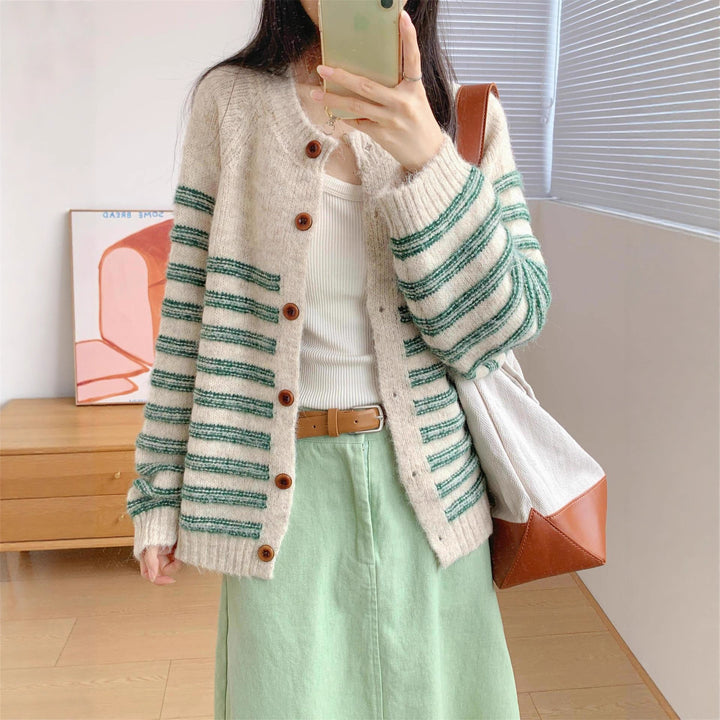 Damen gemütliche Strickjacke mit kontrastierenden Streifen und großen Knöpfen Drune