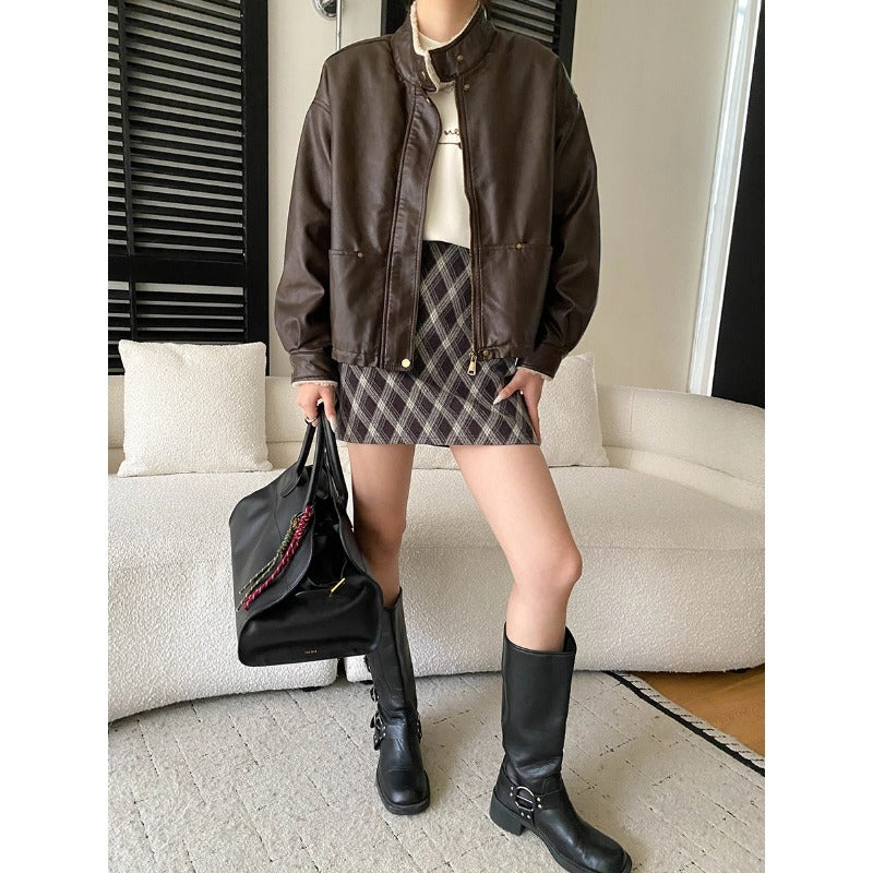 Damen Kunstlederjacke im modernen Biker-Stil mit dekorativen Knopfdetails Drune