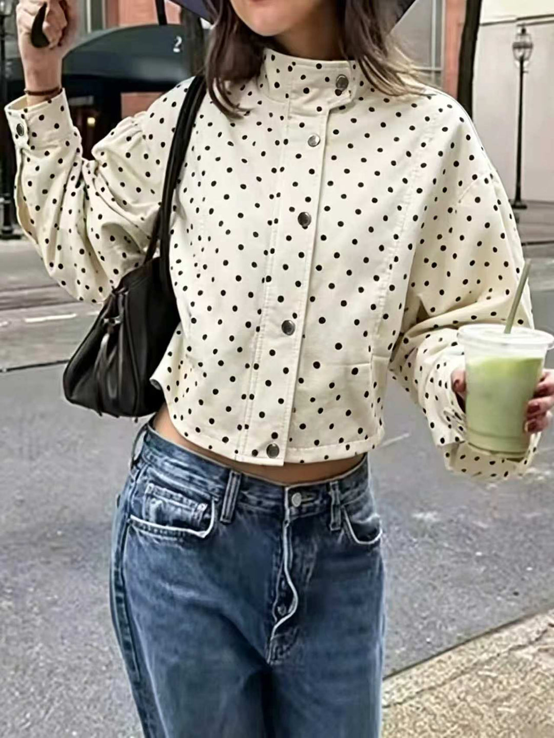 Damen Gepunktete Cropped-Jacke mit Stehkragen, Ballonärmeln und Druckknöpfen Drune