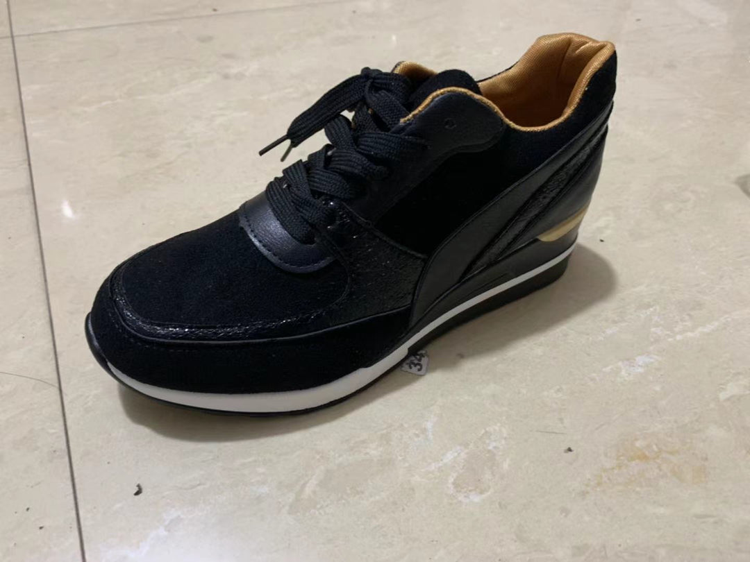 Damen nan Keil-Sneaker mit innenliegender Keilsohle und Materialmix Drune