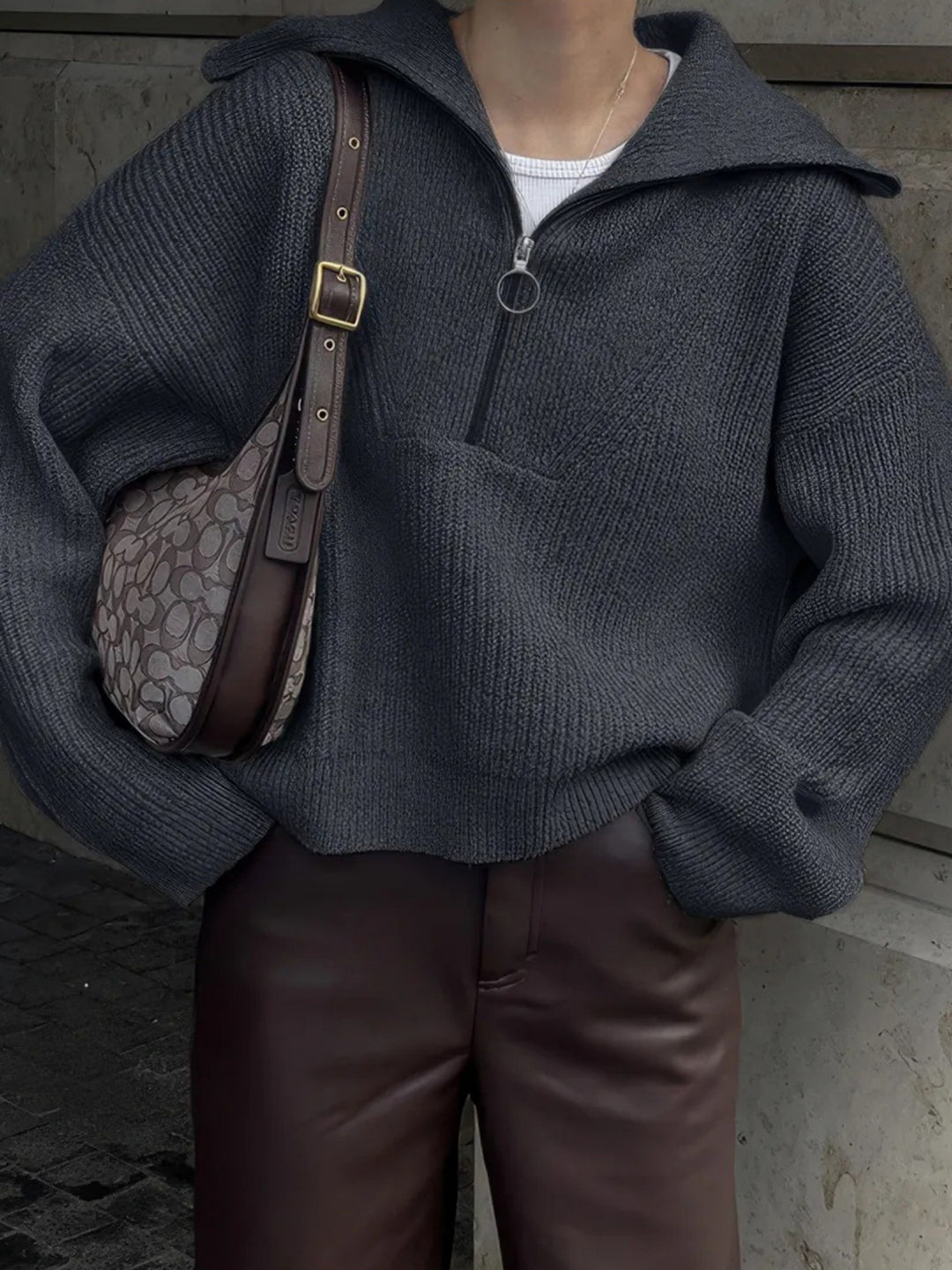 Damen modischer Strickpullover mit hohem Kragen und Reißverschluss Drune