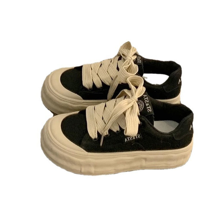Damen Sportliche Plateau Sneaker mit bequemer Sohle und einzigartigen Schnürdetails Drune