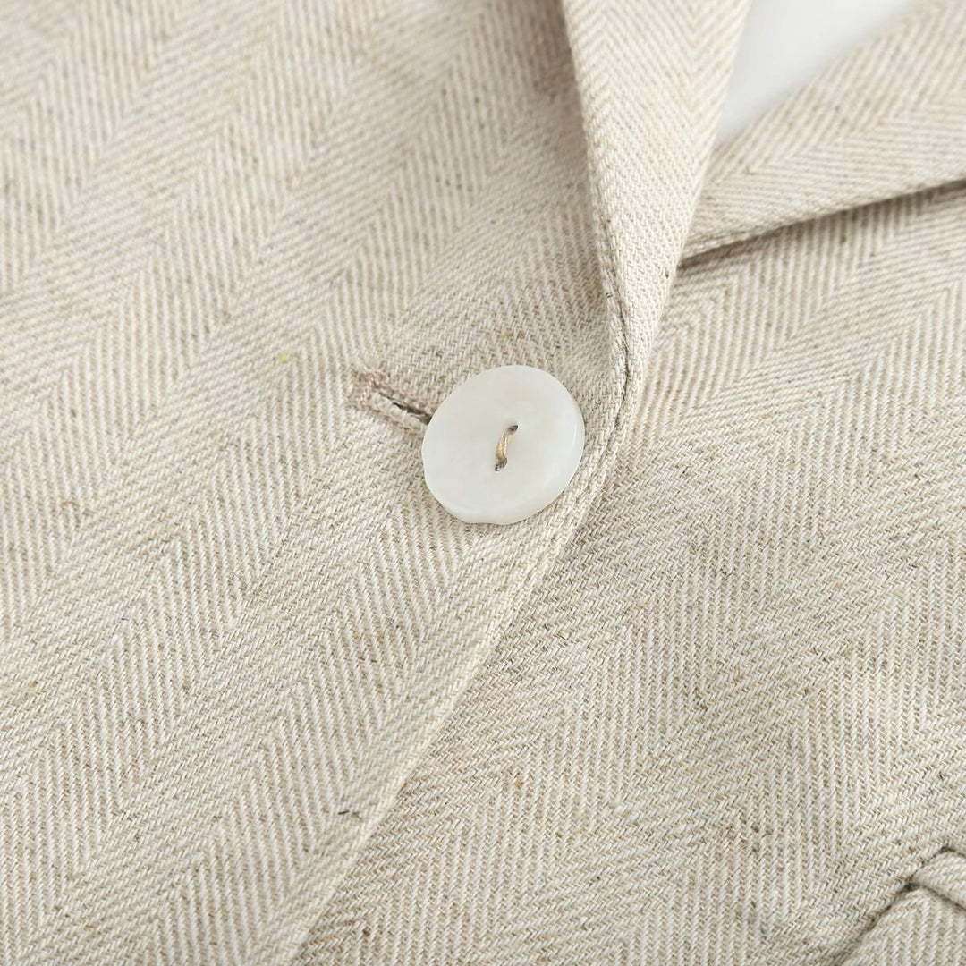 Damen Kurzblazer im Cropped‑Schnitt mit Reverskragen und Pattentaschen Drune