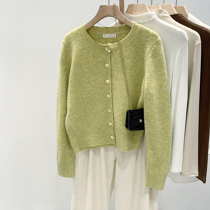 Damen Kuschelige Strickjacke mit feinem Knopfdesign Drune