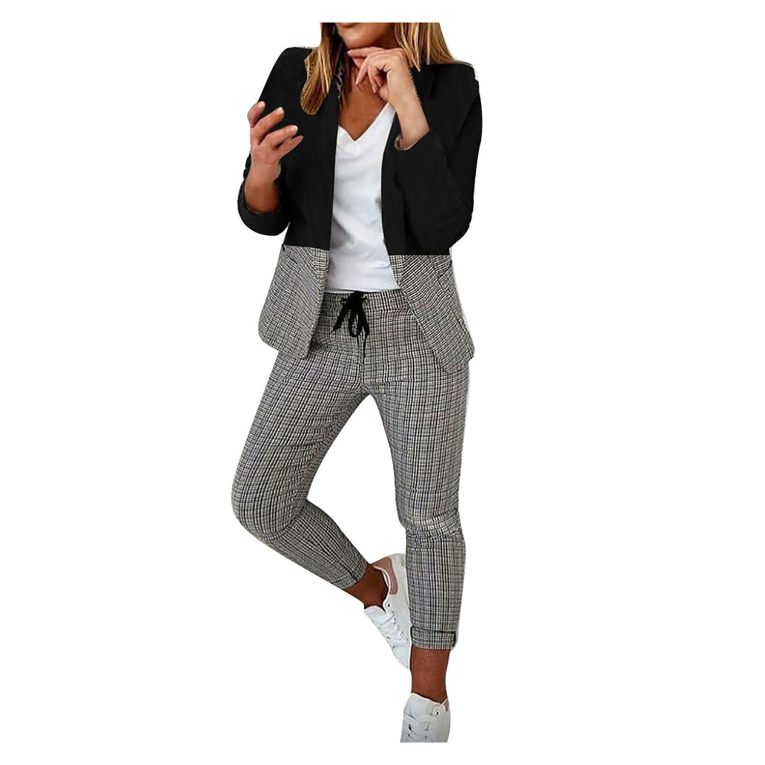 Zweiteiliges Set für Damen: Hosenanzug mit Muster, bestehend aus einem langärmeligen Blazer (offene Front, taillierter Schnitt) und einer unifarbenen langen Hose – ideal fürs Büro – DRUNE