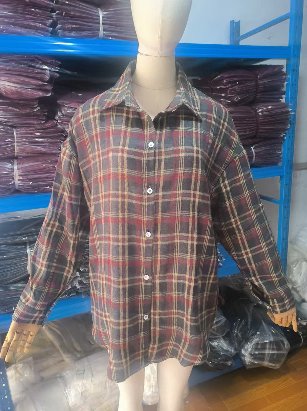 Damen lässige Karobluse aus weicher Baumwolle mit Knopfdetails Drune