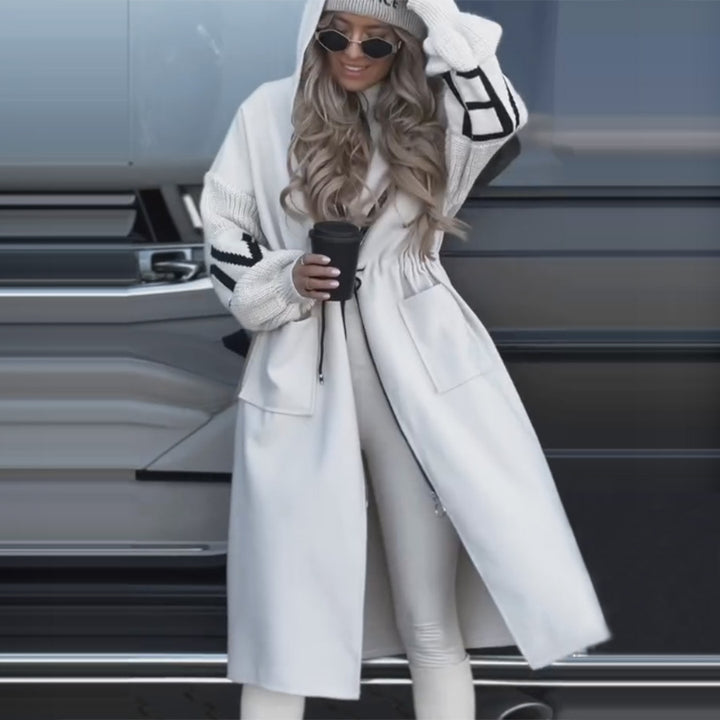 Damen nan Kapuzenmantel mit oversized Schnitt, gestrickten Ärmelbündchen und aufgesetzten Taschen Drune