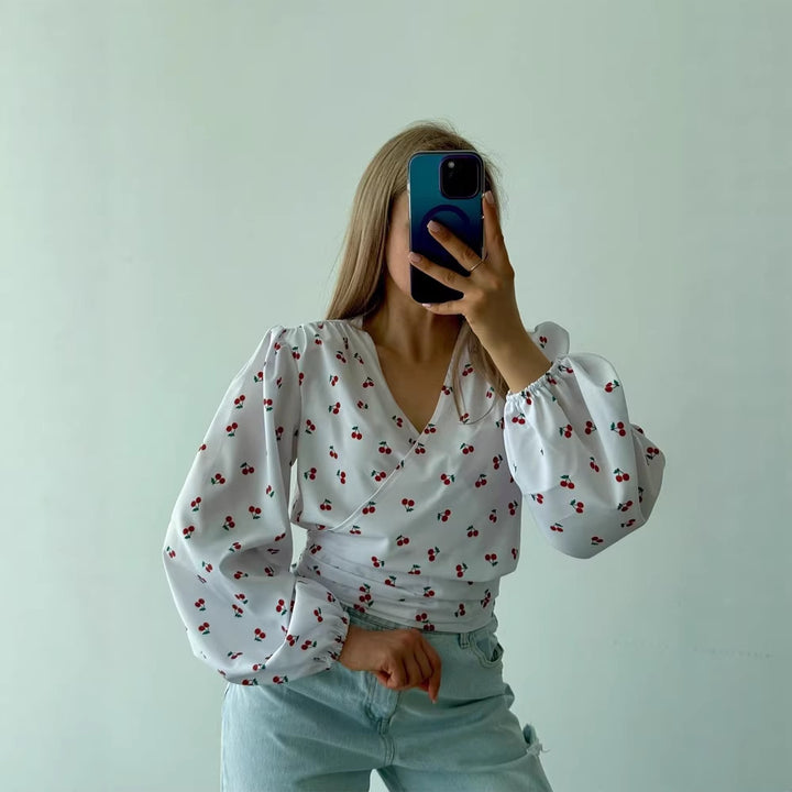 Damen Wickelbluse mit Kirschen-Print, weitem Puffärmel & Bindegürtel Drune