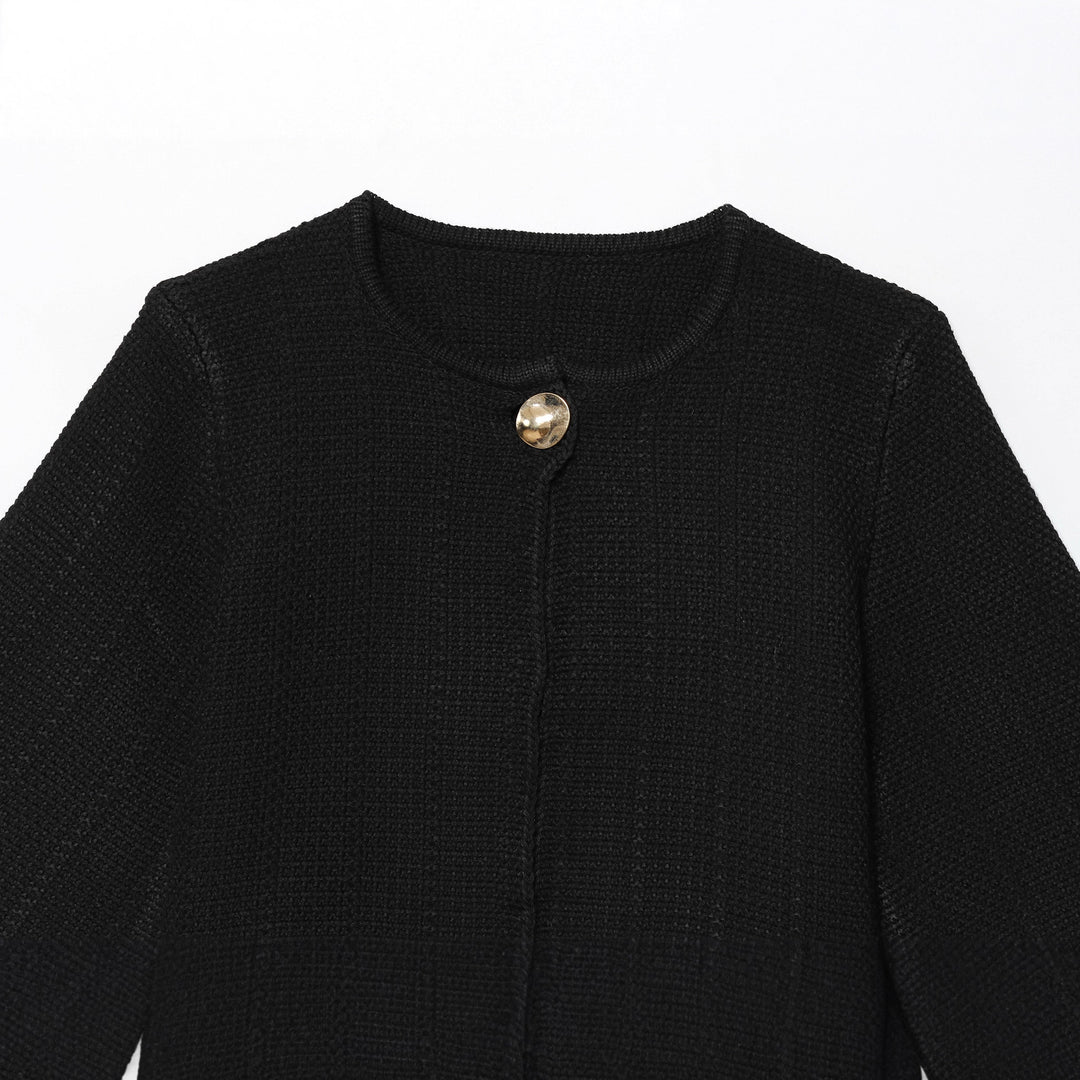 Damen nan kurzes Strick-Cape mit Rundhalsausschnitt und dekorativem Schmuckknopf Drune