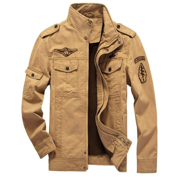 Herren Militärische Canvas Feldjacke mit Stehkragen, Pattentaschen und Abzeichen Drune