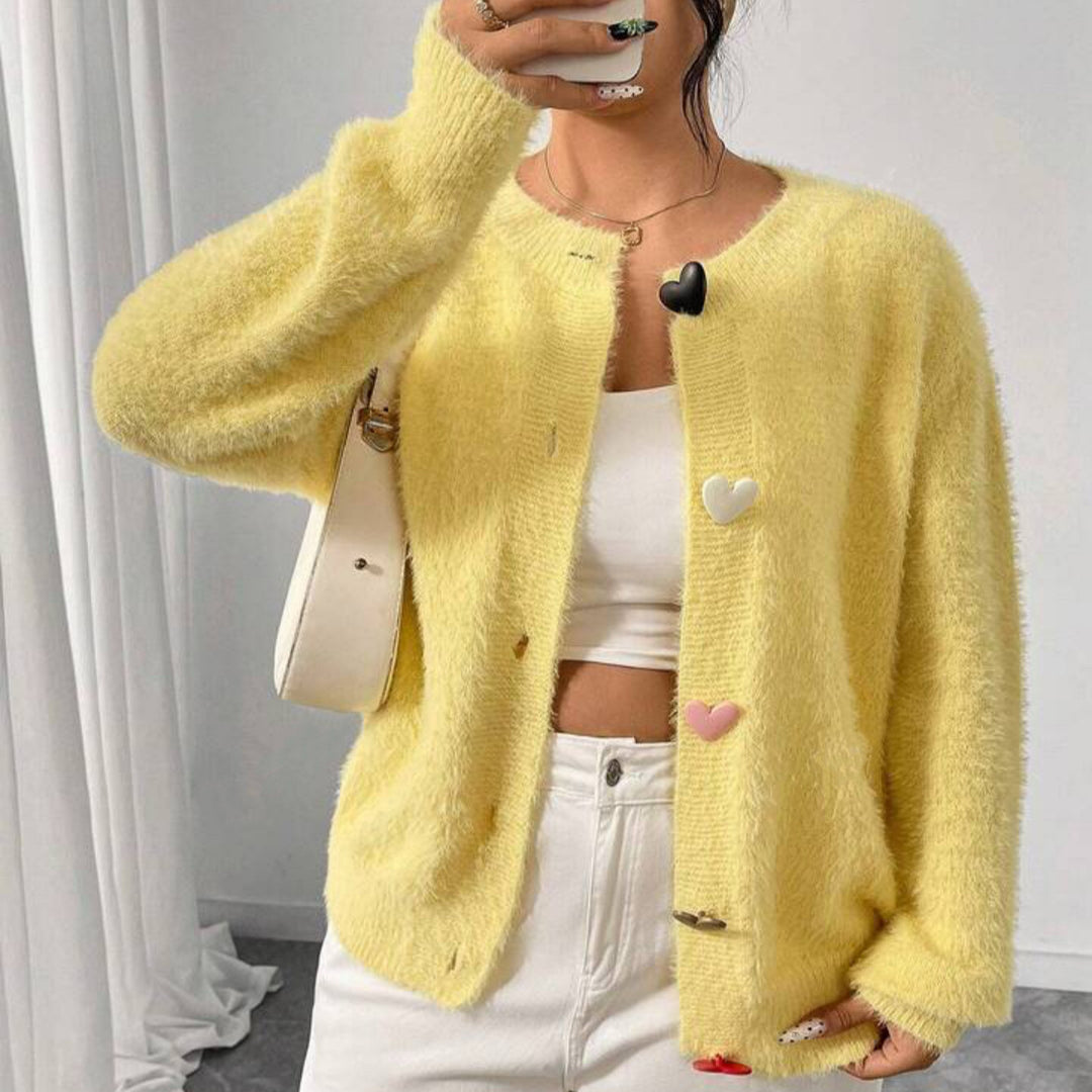 Damen Kuscheliger Flausch-Cardigan mit bunten Herzknöpfen und kastiger Silhouette Drune