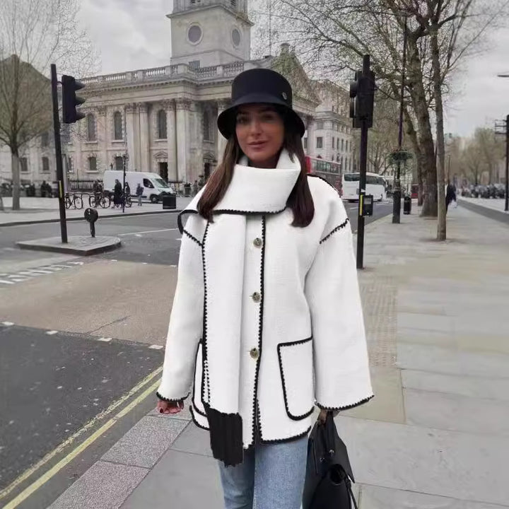 Damen Kuschelige Fleecejacke mit eleganten Fransen und Knopfdetail Drune