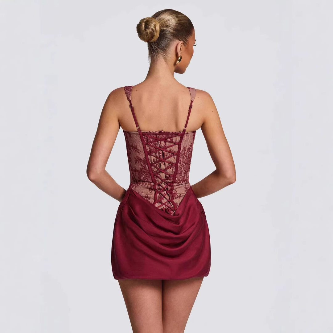 Damen Korsett-Kleid mit luxuriösen Spitzenakzenten und drapiertem Rock Drune