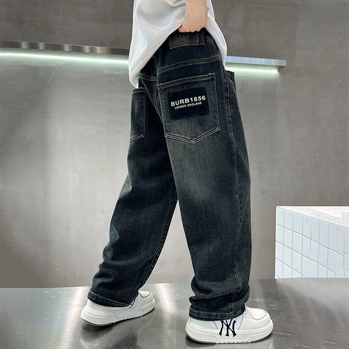Unisex weite Denim-Jeans mit einzigartigen Applikationen Drune