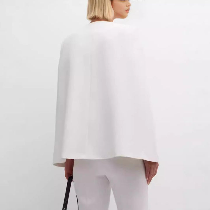 Damen Elegantes Cape‑Blazer‑Set mit offenem Ärmelschlitz und schmaler Anzughose Drune