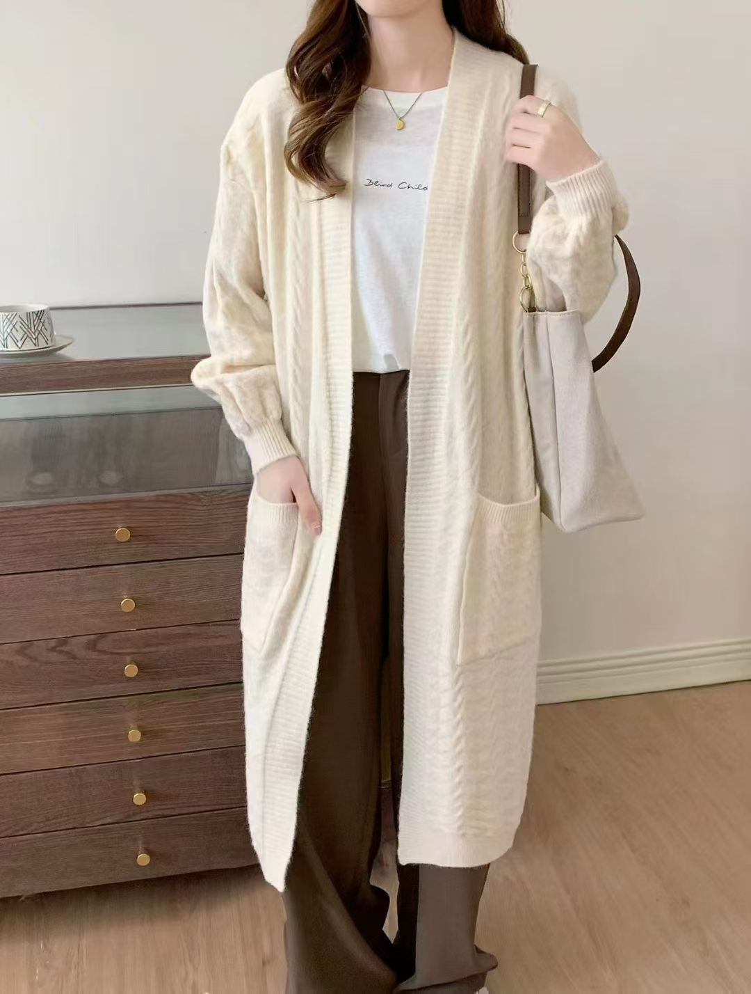 Damen Gemütlicher Strickcardigan mit Kapuze und Taschen Drune