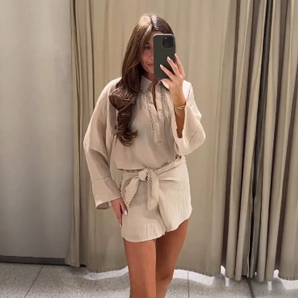 Damen Leichtes Crinkle-Zweiteiler mit Oversized-Hemd und Wickel-Minirock Drune
