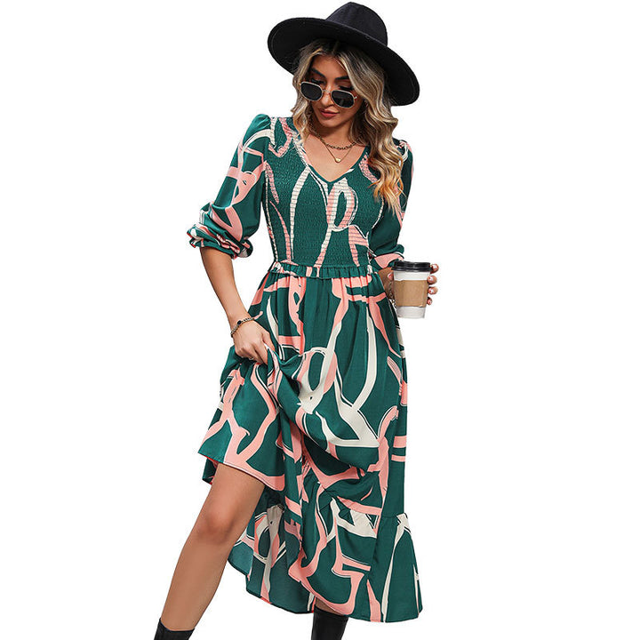 Damen Midikleid mit gerafftem Smok-Oberteil, V-Ausschnitt und ausgestelltem Volantrock Drune