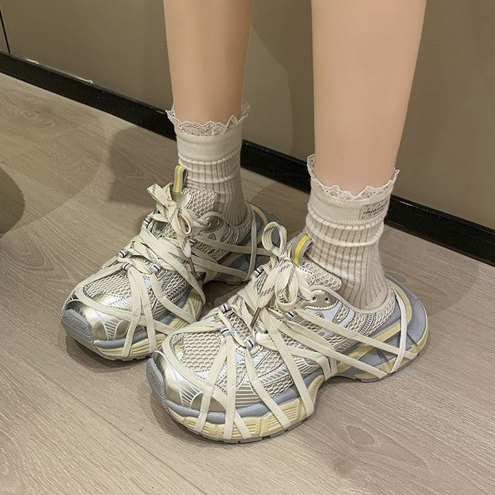 Damen Techno-Chunky-Sneaker mit atmungsaktivem Mesh, stabiler Plattformsohle und dekorativen Wickelriemen Drune