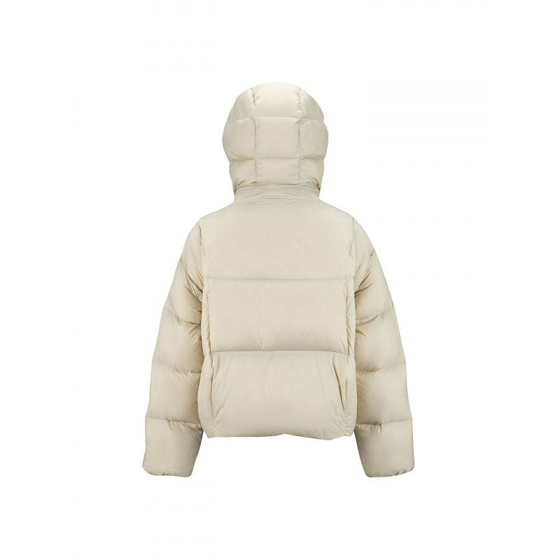 Damen Kurz gepolsterte Crop‑Steppjacke mit Volumen‑Kapuze und verdeckter Druckknopfleiste Drune