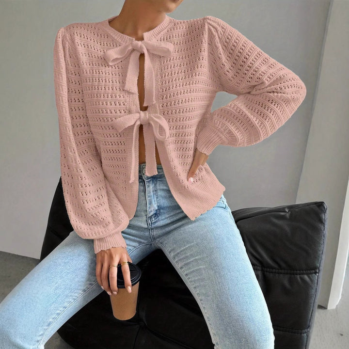 Damen luftige Strickjacke mit Bindegürtel und raffinierten Ausschnitten Drune
