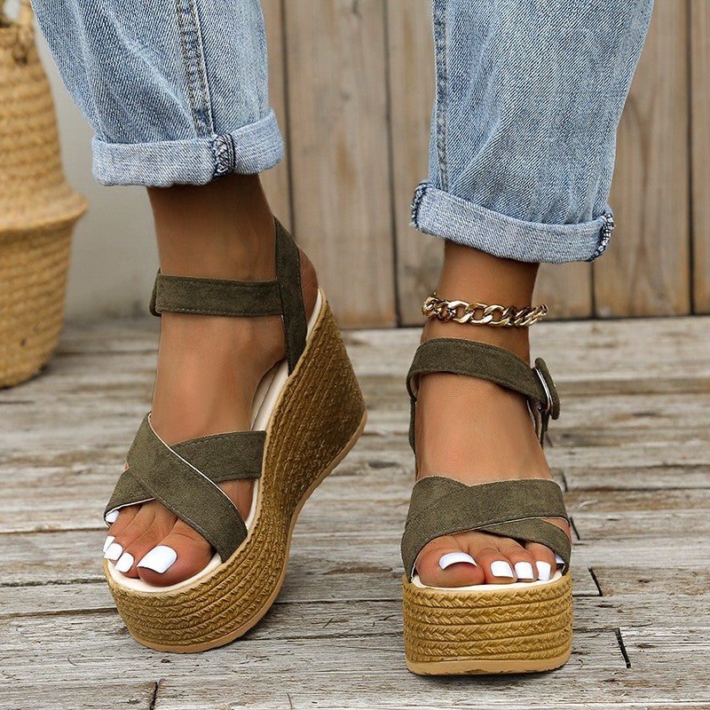 Damen Keil-Sandalen mit modischem Überkreuzriemen und rutschfester Sohle Drune