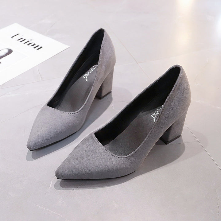 Damen Samtige Spitz-Pumps mit mittelhohem geometrischem Blockabsatz Drune