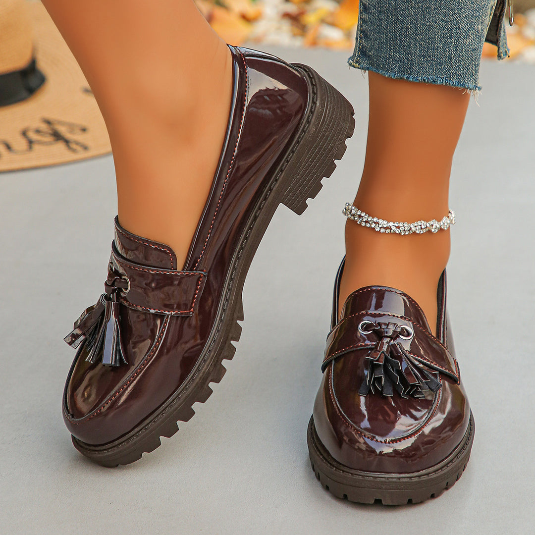 Damen nan elegante Lack-Tassel-Loafer mit profilierter Traktorsohle und gepolstertem Komfortfußbett Drune