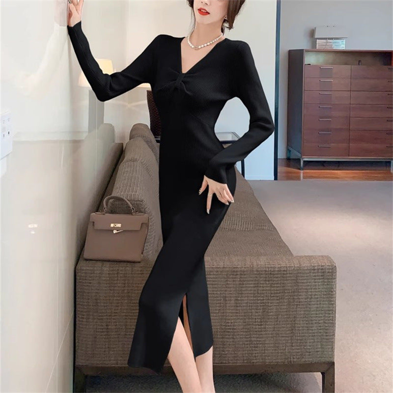 Damen Strickkleid mit tiefem V-Ausschnitt und seitlichem Schlitz Drune