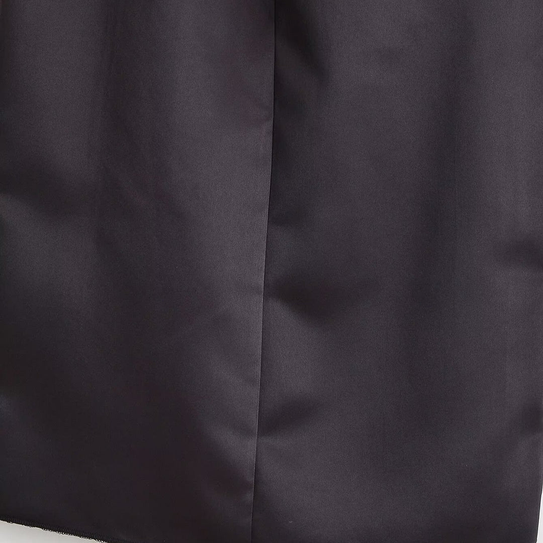 Damen Satin-Midirock mit hohem Bund, seitlichem Schlitz und dekorativen Froschverschlüssen Drune