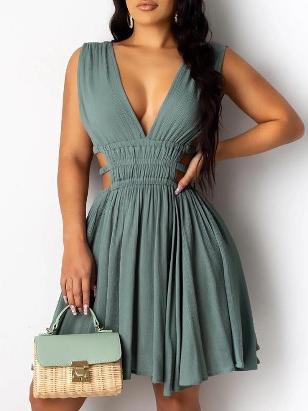 Damen Sommerliches Cut-Out Kleid mit V-Ausschnitt und Raffung Drune