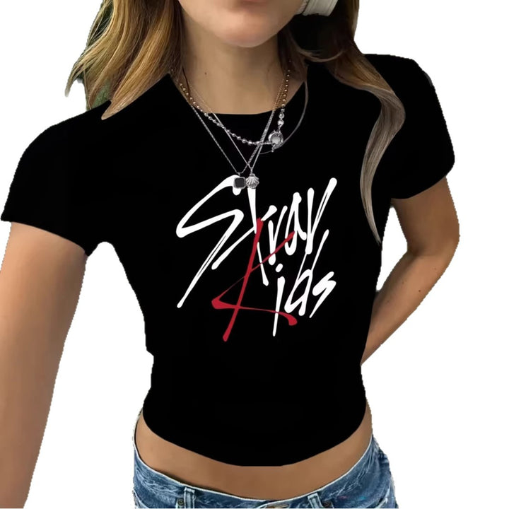 Damen Crop-T-Shirt mit kreativem Schriftzug und figurbetontem Schnitt Drune