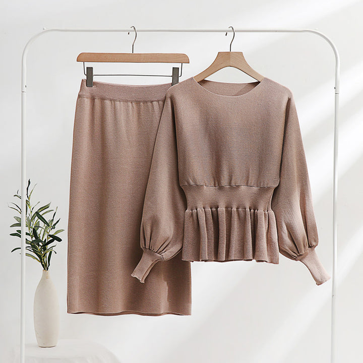Damen modisches Strick-Loungewear-Set mit gerafftem Oberteil und midi Rock Drune