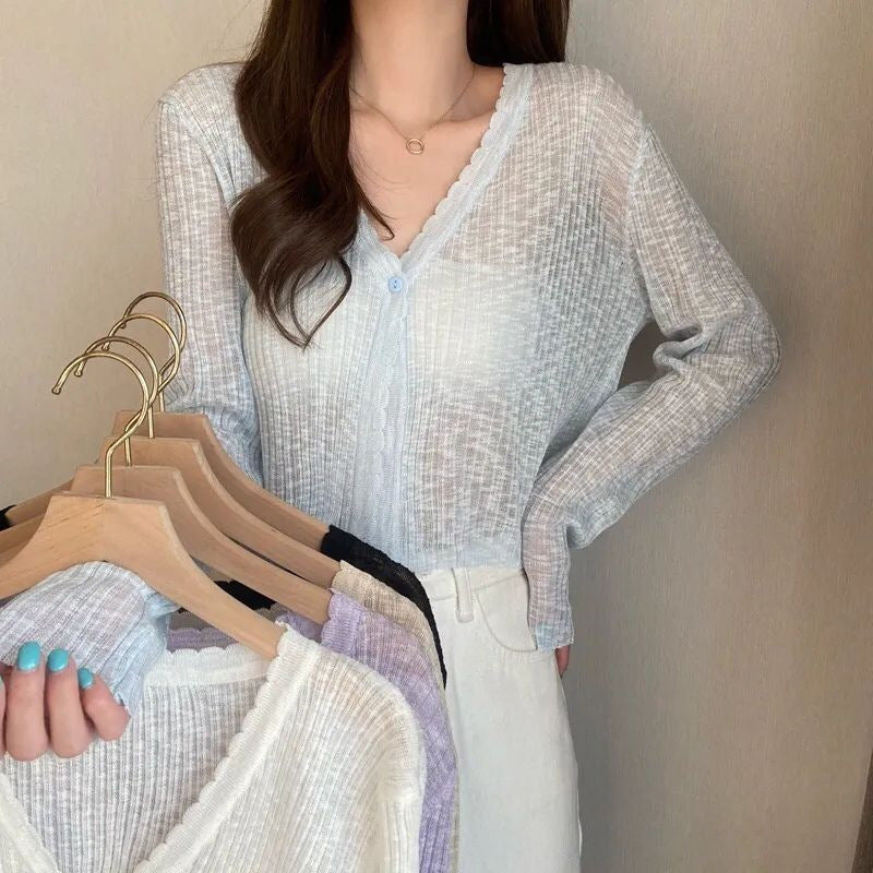 Damen lässige Strickjacke mit dekorativem Knopfdesign und gerippten Abschlüssen