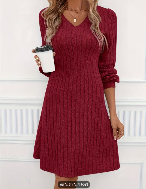 Damen Strickkleid mit V-Ausschnitt und lässigen Puffärmeln Drune