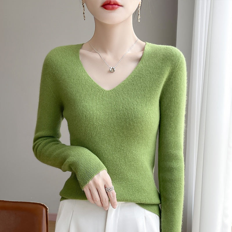 Damen Schmal geschnittener V‑Ausschnitt-Feinstrickpullover mit feiner Rippenstruktur und weicher Haptik Drune